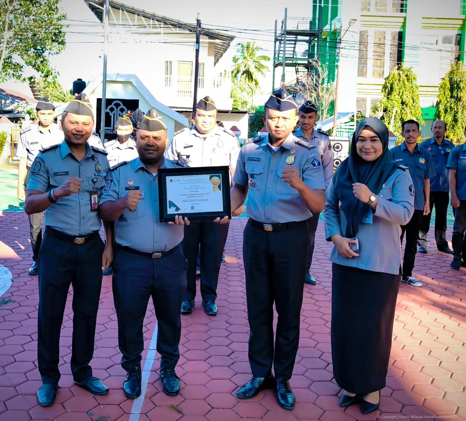 Raih Nilai IKPA terbaik, Kanim Kupang Terima Penghargaan dari KPPN Kupang