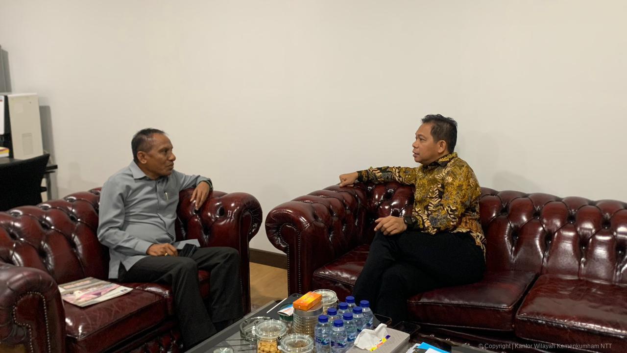 Pos Bantuan Hukum Desa Segera Diresmikan, Kakanwil Kemenkum NTT Koordinasi bersama Staf Khusus Menteri