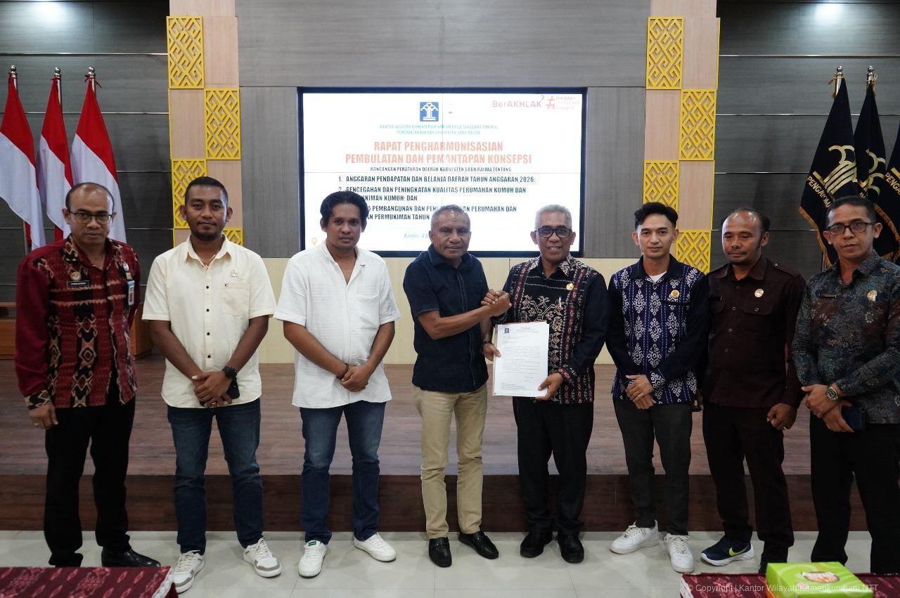 Kanwil Kemenkum NTT Harmonisasikan Tiga Raperda Kabupaten Sabu Raijua