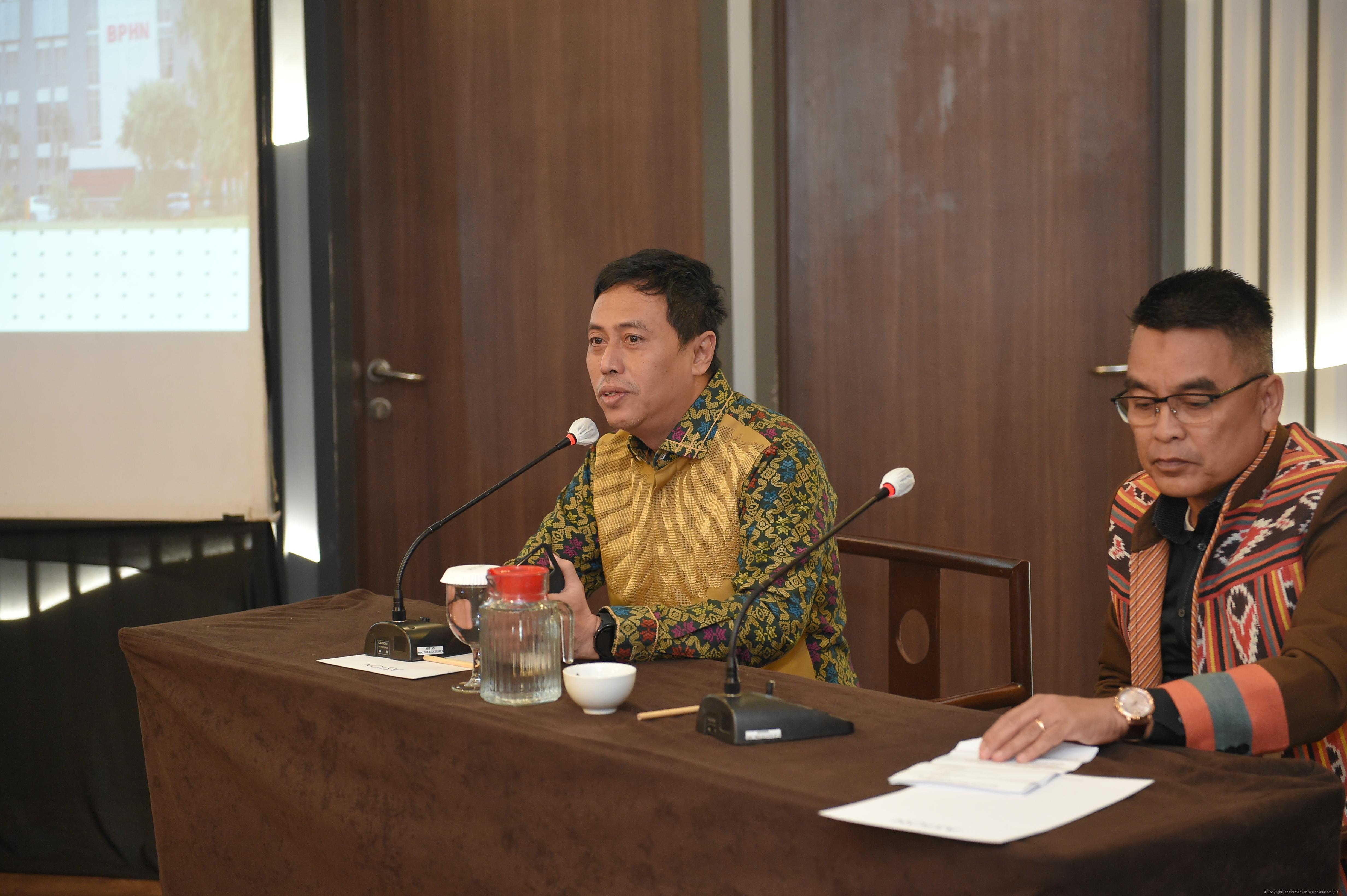 Perkuat Pengawasan dan Standar Layanan, Kanwil Kemenkum NTT Laksanakan Penandatangan Kerjasama dan Rakor Panwasda Bersama 20 OBH Terakreditasi