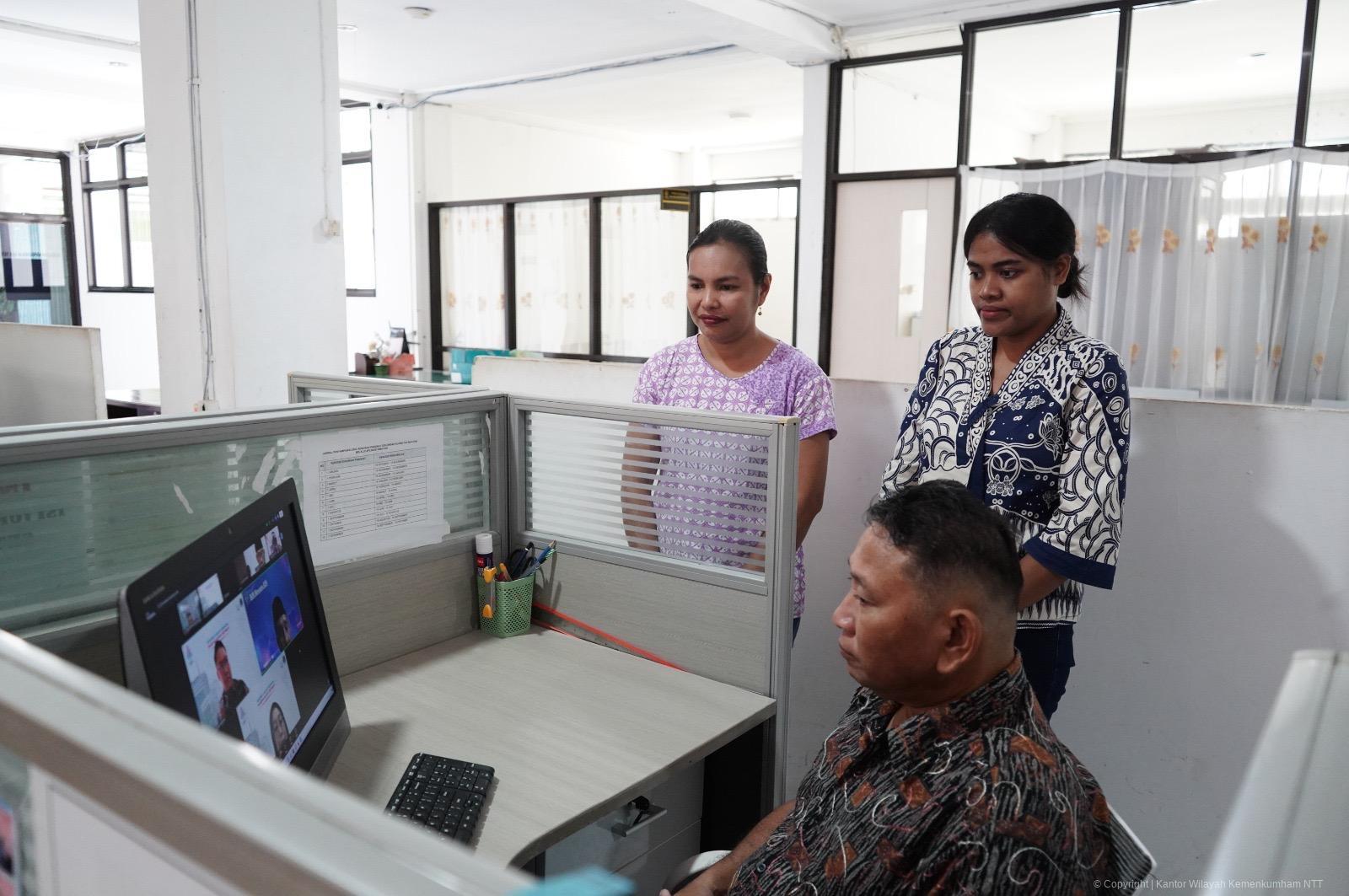 31d12415 33ac 4ff6 8587 29330baf6245