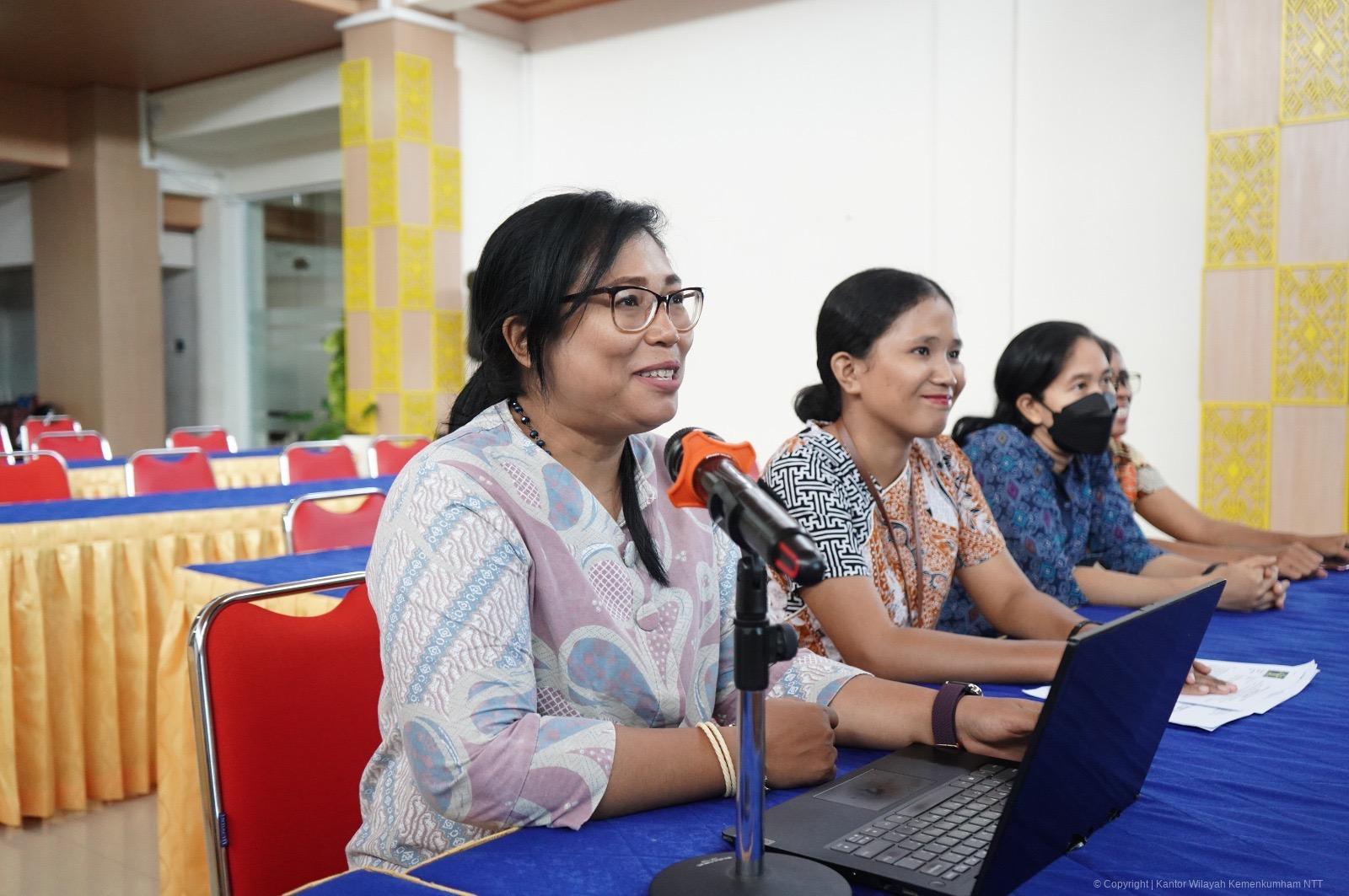 548f8e1a 2e78 4b70 83dd 1cf4c61cc804